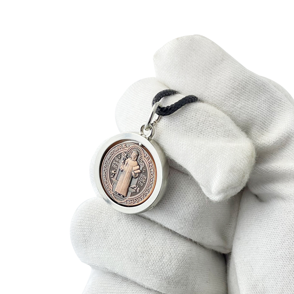 Jewelry & Watches Review - Yeni Aziz Benedict Madalyon Kolye Katolik